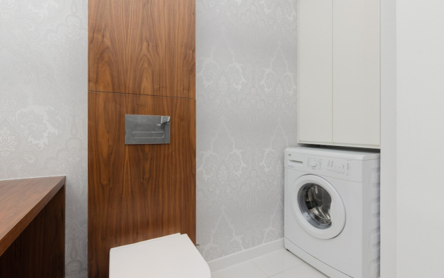 Glamorous Apartment Wilanow by Renters