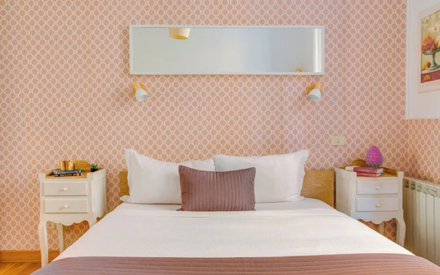 Colosseo Families and Groups 2BDR | Home and More