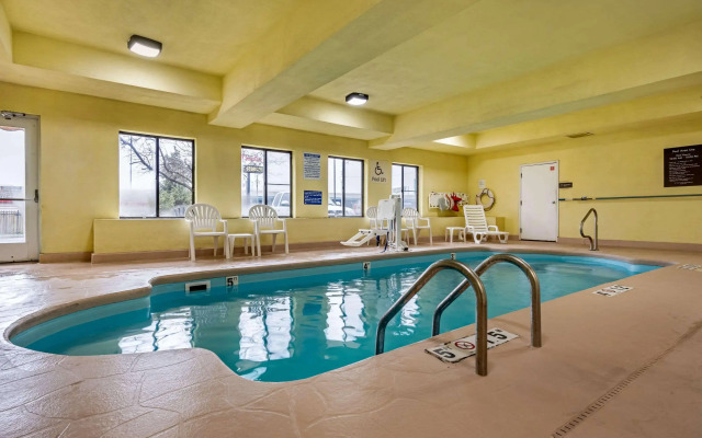 Comfort Inn East