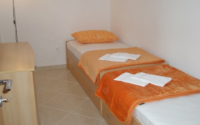 Apartments Frano