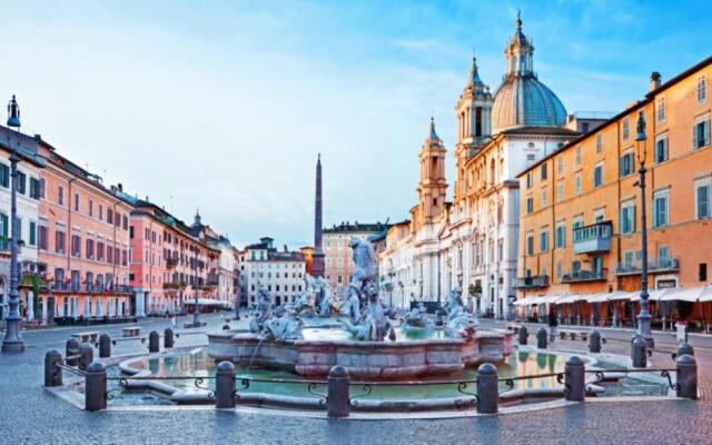 The Right Place 4u Mario de Fiori Apartment