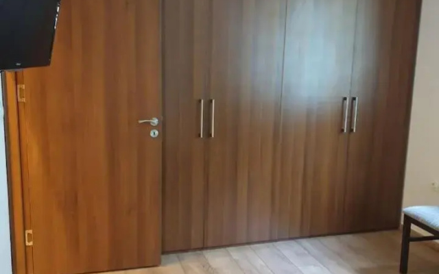 Luxury 2 bedroom,2 bathroom apart ,free parking