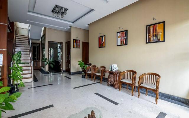 Omahqu Guest House