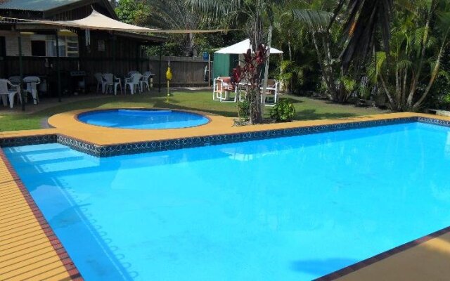 Hawaiian Sands Motor Inn