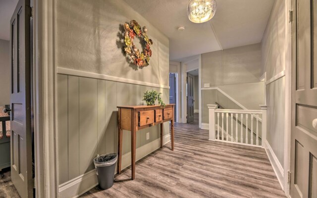 Niagara Falls Townhome: Near Wineries!