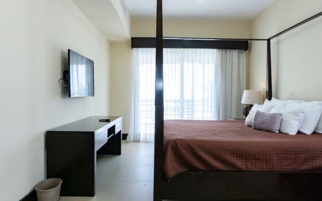 Aldea Thai 305 2 Bedroom Condo by RedAwning