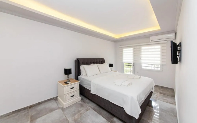 Sea View Huge Private Villa With Terrace in Bodrum