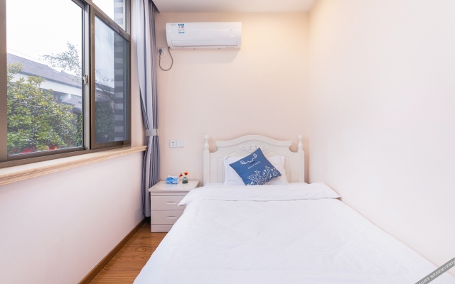 Didi Courtyard Boutique Hostel
