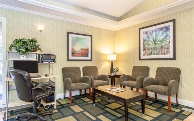 Comfort Inn - Independence