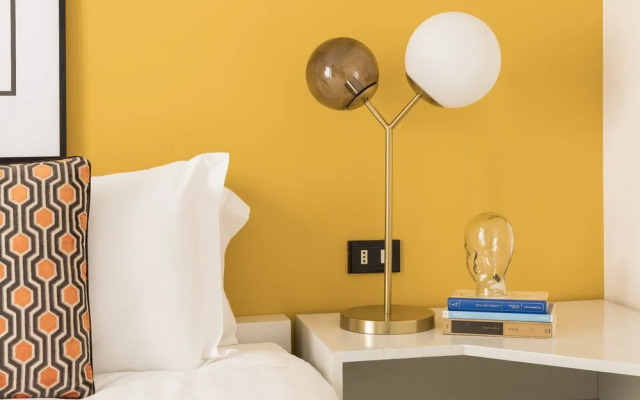 Lively 1BR in Monti by Sonder