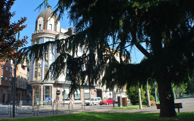Hotel Mieres del Camino