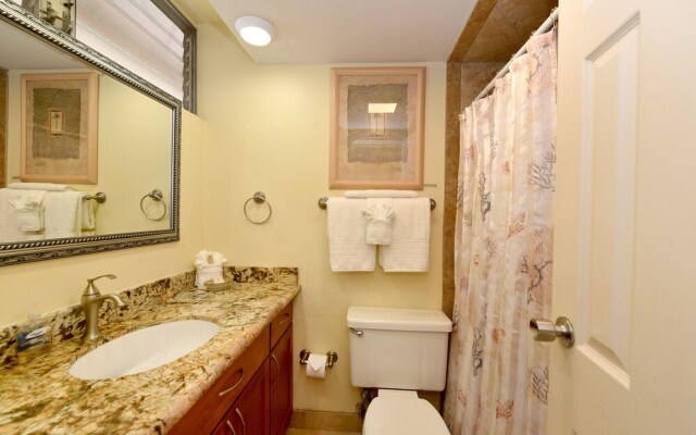 Royal Kahana 104 Studio Bedroom Condo