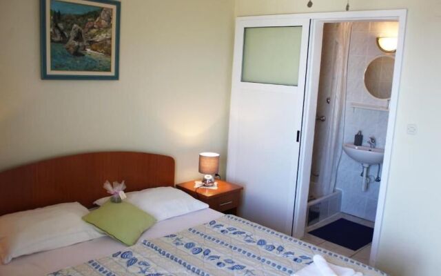 Guesthouse Podaca