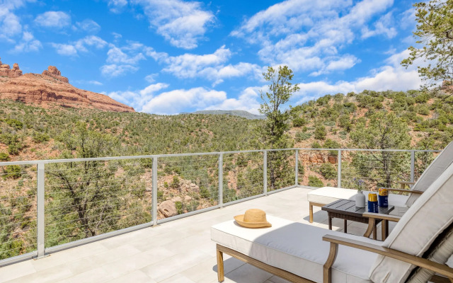 The Viewpoint by Avantstay Luxe Home + Spa/views