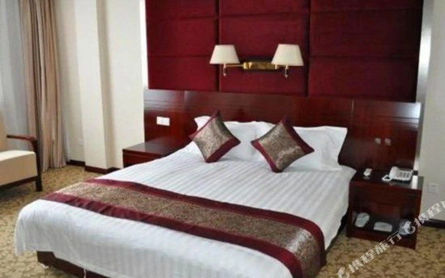 Jixi Dragon Holiday Hotel