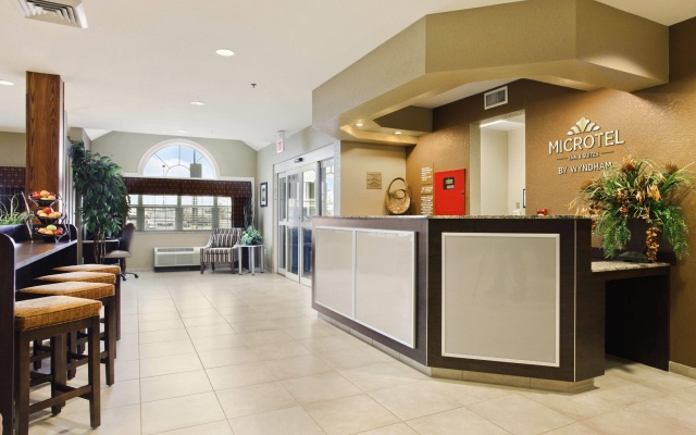 Microtel Inn & Suites by Wyndham Williston