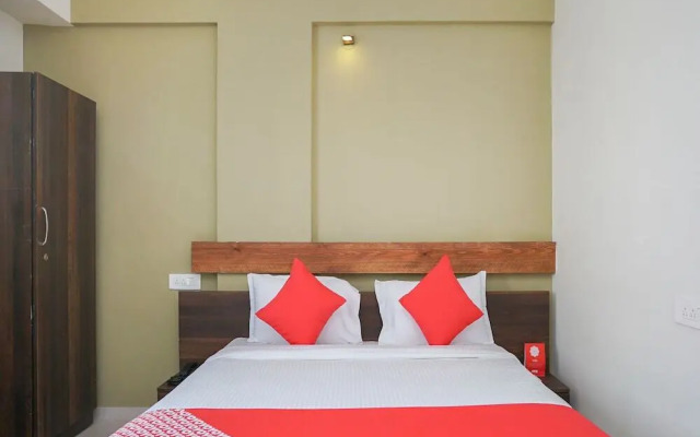 Hotel Twin Tower 2 By OYO Rooms