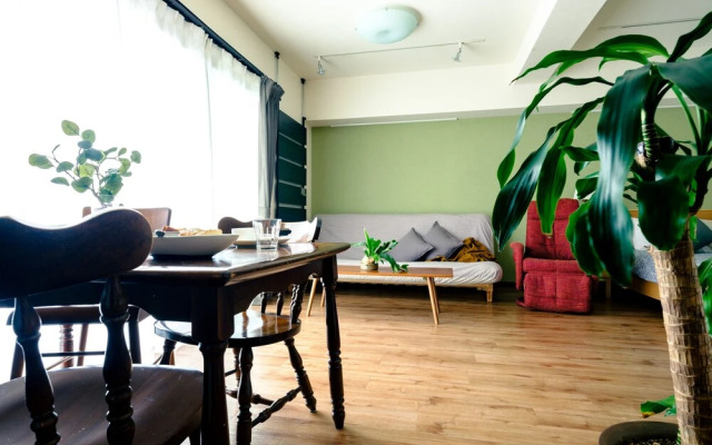 Home n Lounge