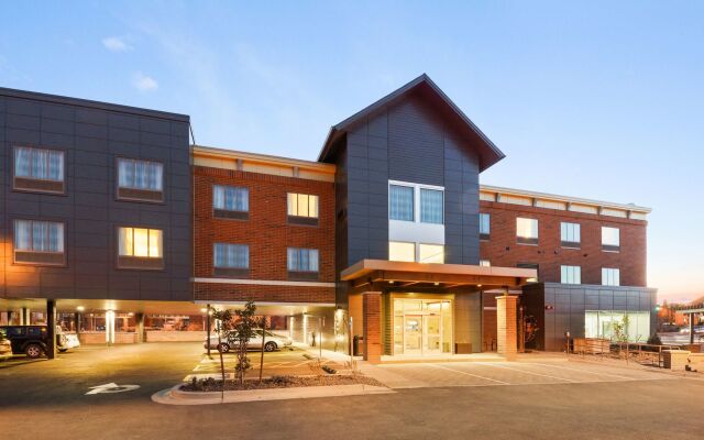 Country Inn & Suites by Radisson, Flagstaff Downtown, AZ