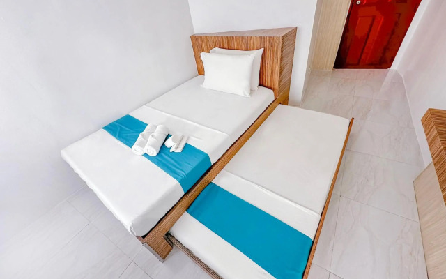Circuit Hostel