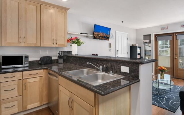 Seattle Vacation Home: Thomas Lodge Boston