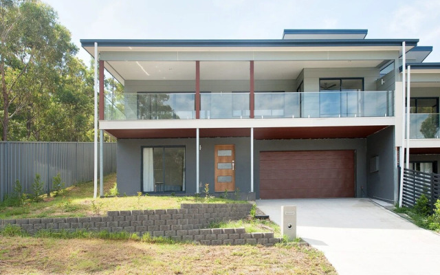 Sapphire Studio, Room 60 Sergeant Baker Drive