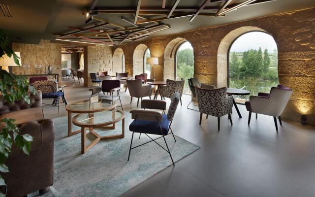 Palacio Tondon, La Rioja Brinas