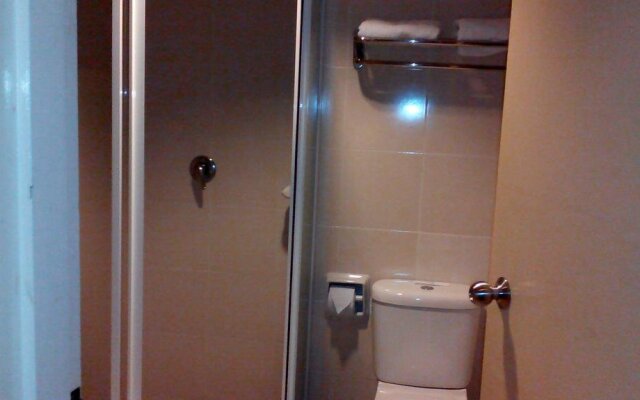 Richone Maluri Private Hotel