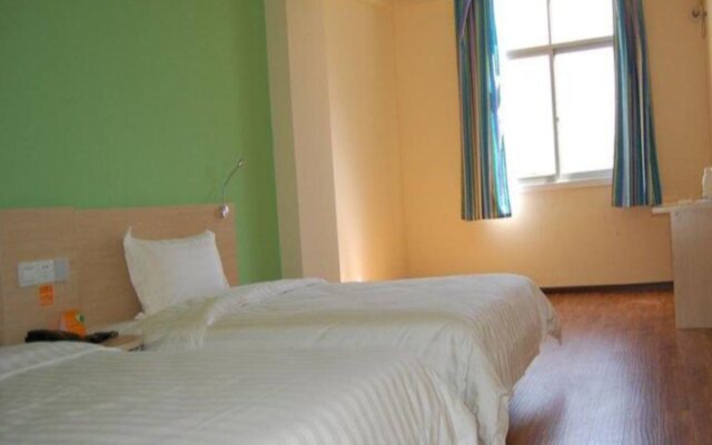 7 Days Premium Hotel (Dali Erhai High-speed Railway Station)