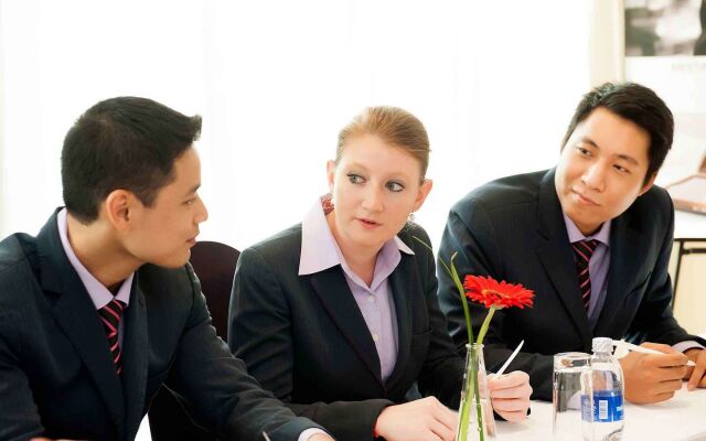 Mercure Hanoi La Gare