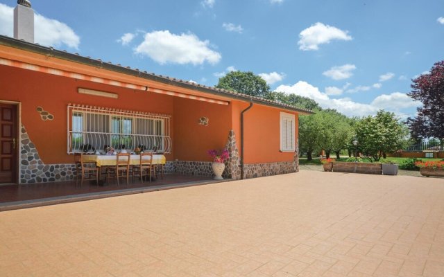 Stunning Home in Canale Monterano -rm- With 4 Bedrooms and Wifi