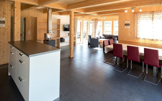 Luxurious Chalet in Murau with Outside Hot Tub