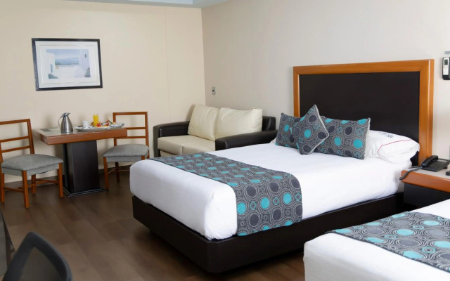 Hotel Abastos Plaza