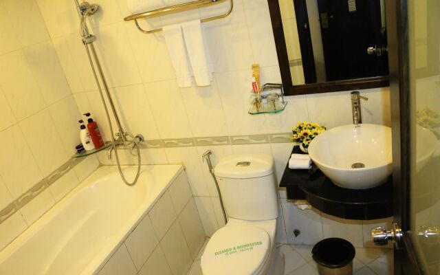 A25 Hotel - 28 Tran Quy Cap