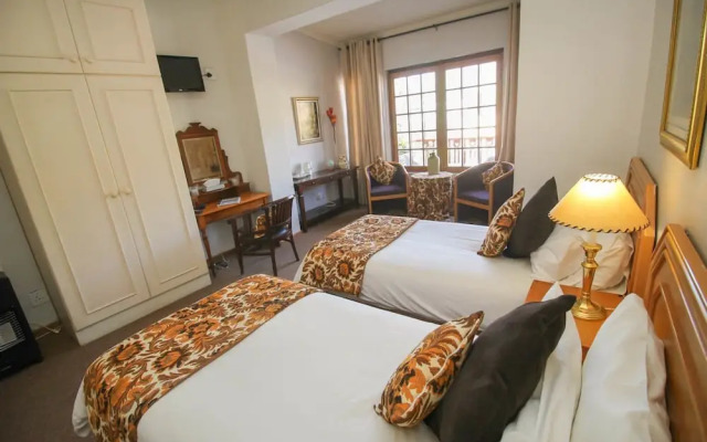 Friends B & B