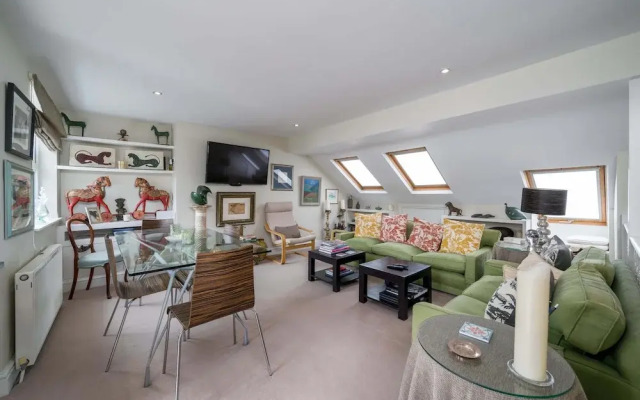 Modern flat near Battersea Park