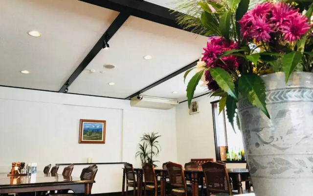 Petit Hotel Enchante
