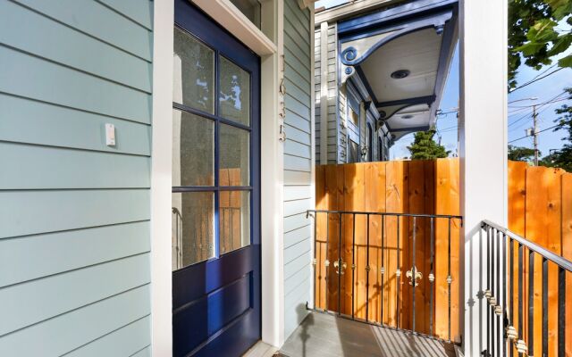 Chic Urban Retreat with Pool Steps to Bourbon St