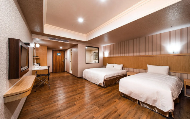 Fish Hotel - Pingtung