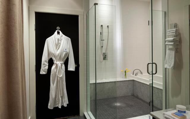 Moda Hotel