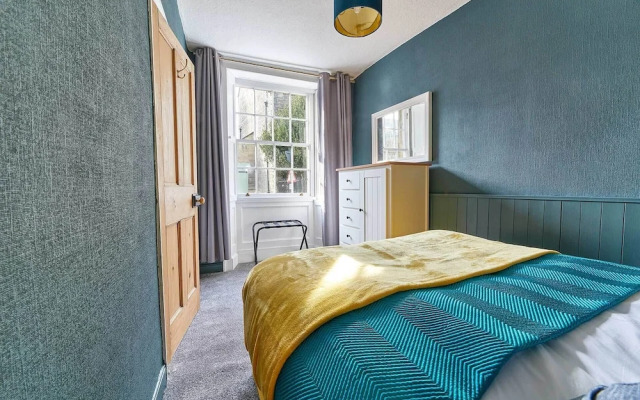 Host Stay The Blacksmiths