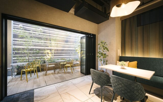 R Hotel Namba South