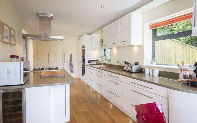 56 Crowthers Hill