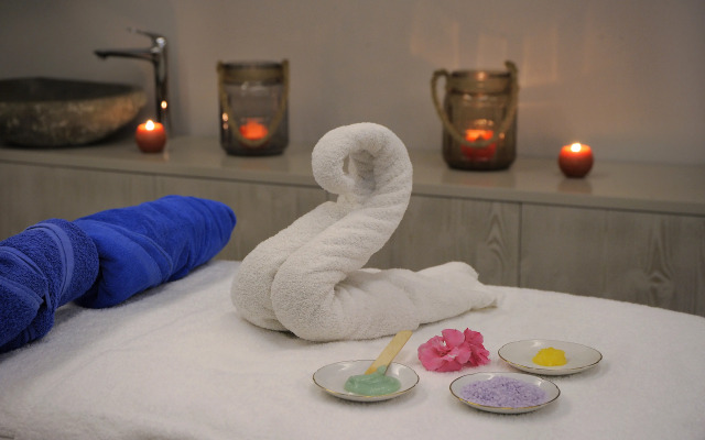 Nelia Beach Hotel & Spa