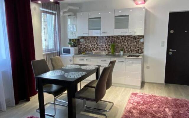 12 Residence Apartment