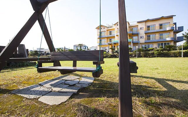 Seogwipo Getbawi Pension