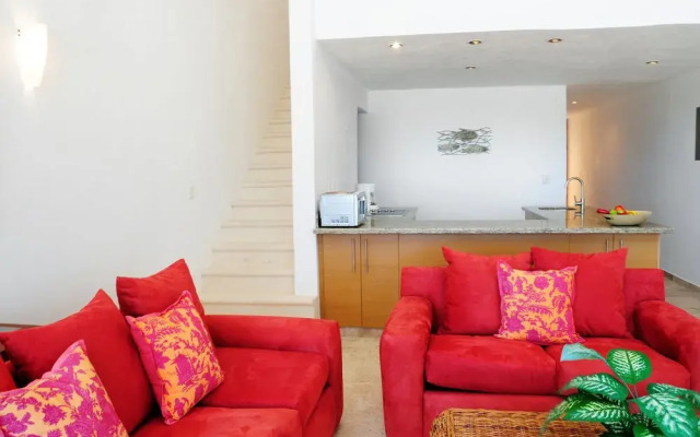 Ocean Plaza 11 by Praia