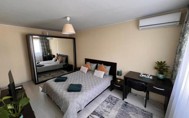 2 rooms apartment Airy & Bright Palas Center