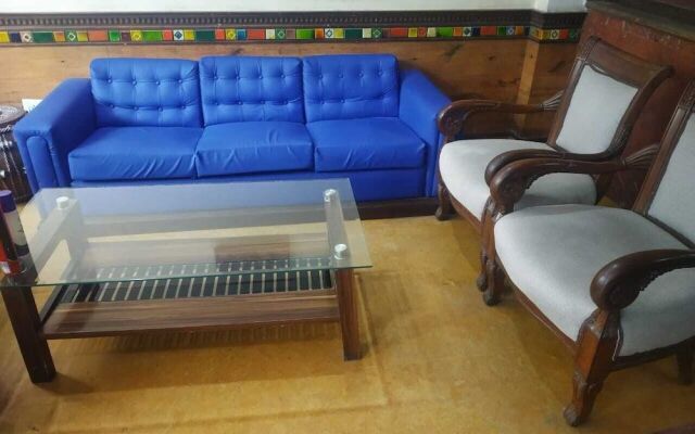 Adb Rooms Hotel Ivory Palace