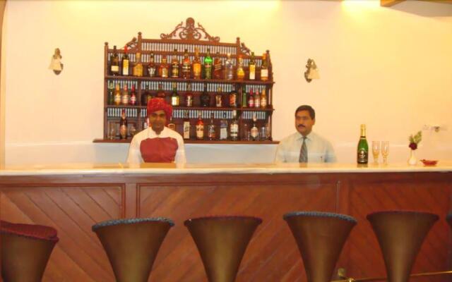 Cama Rajputana Club Resort